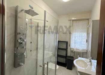 Bagno - Bilocale VIA MULINO VECCHIO
 
43, Cerano - foto 6