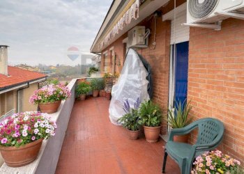 Terrazza - Quadrilocale VIA MULINO VECCHIO
 
43, Cerano - foto 3