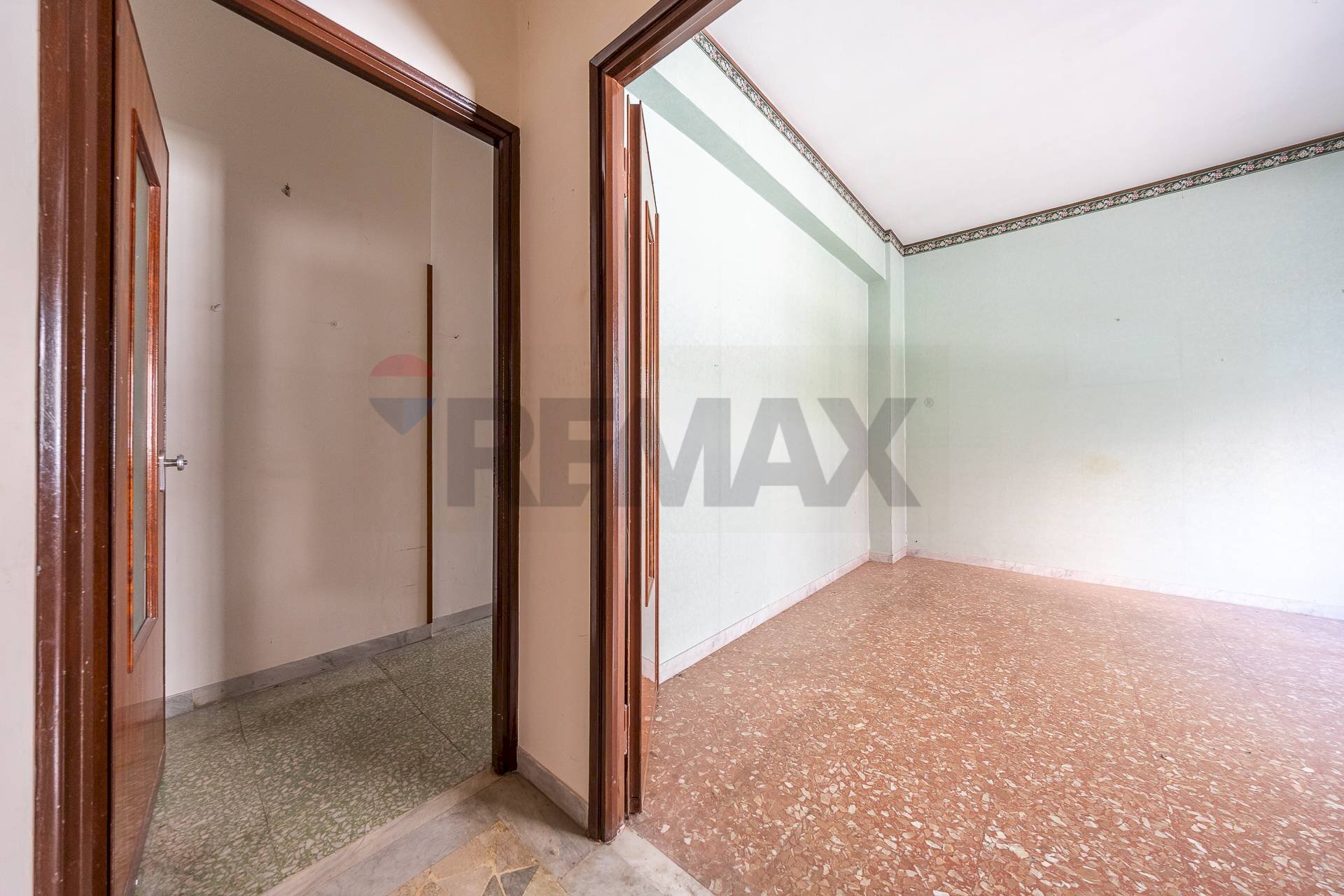 Stanza vuota - Trilocale Via Delle Cutrettole
 
33, Roma - foto 2