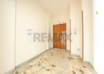 Stanza vuota - Trilocale Via Delle Cutrettole
 
33, Roma - foto 3