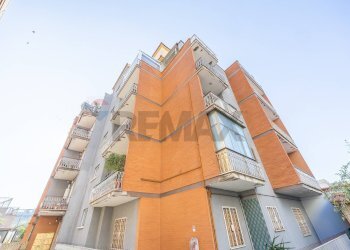 Edificio all\'aperto - Trilocale Via Delle Cutrettole
 
33, Roma - foto 42