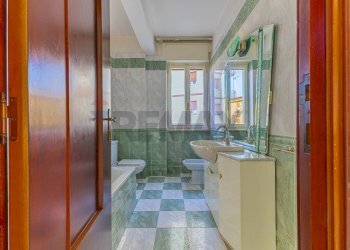 Bagno - Appartamento Viale Sicilia
 
53, Sassari - foto 9