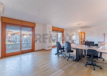 Ufficio - Ufficio Via Castelfidardo
1, Busto Arsizio - foto 3