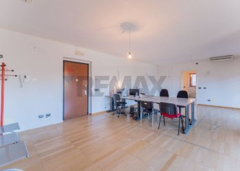 Sala da pranzo - Ufficio Via Castelfidardo
1, Busto Arsizio - foto 5