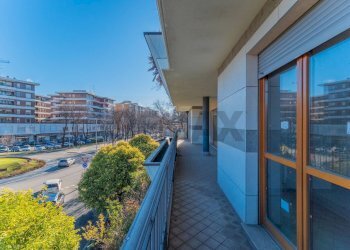 Balcone - Ufficio Via Castelfidardo
1, Busto Arsizio - foto 24