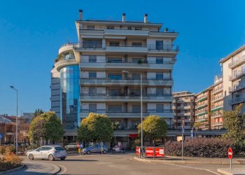 Edificio all\'aperto - Ufficio Via Castelfidardo
1, Busto Arsizio - foto 35