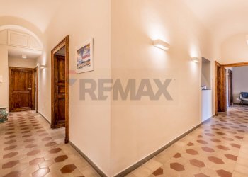 Hall / corridoio - Apartment Roma - photo 5