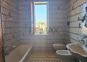 Bagno - Appartamento Via Benedetto Croce
 
14, Bagheria - foto 24