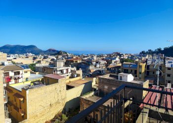 Balcone - Appartamento Via Benedetto Croce
 
14, Bagheria - foto 30