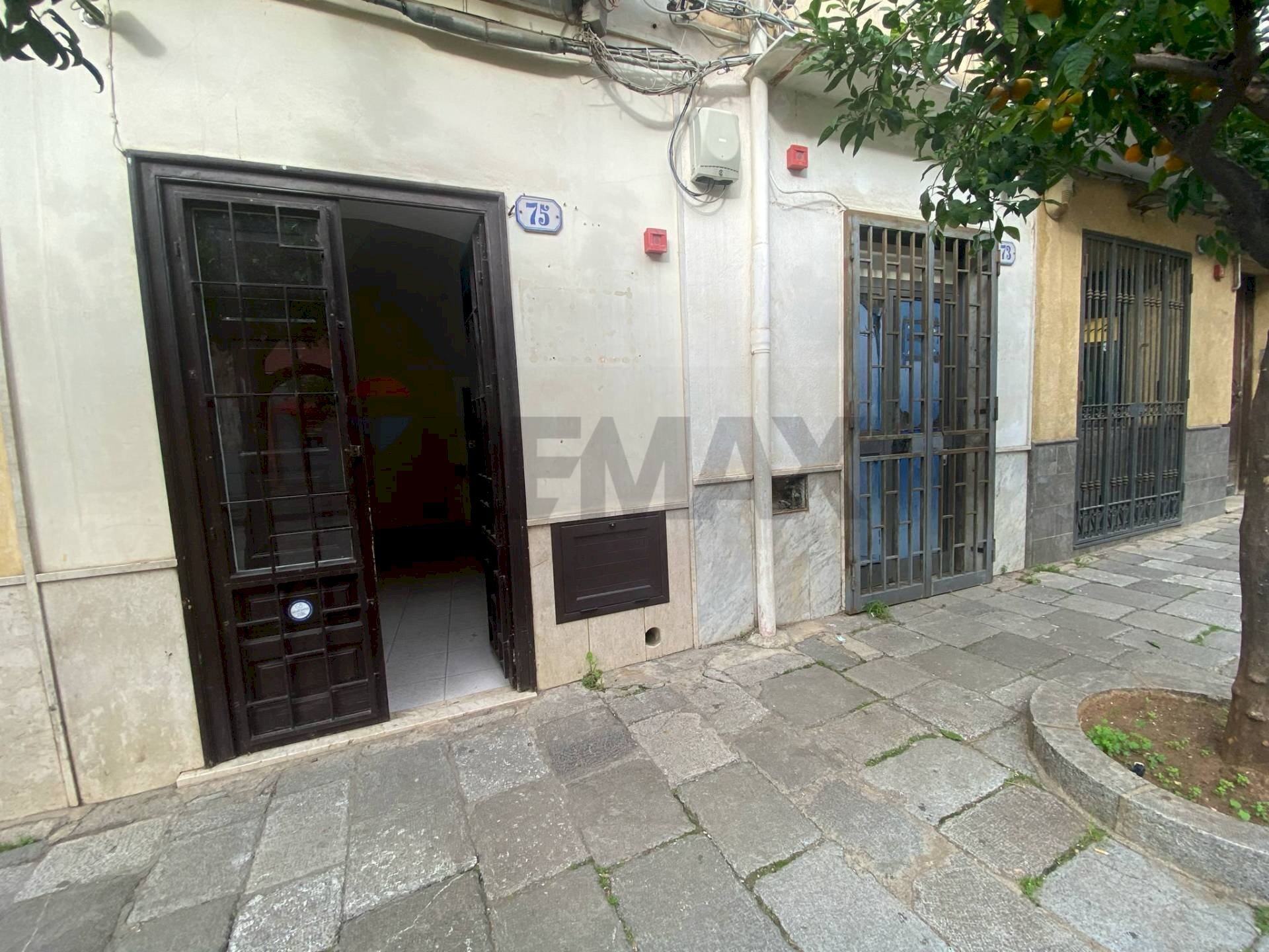 Edificio all\'aperto - Locale Commerciale corso Umberto
 
73/75, Carini - foto 2