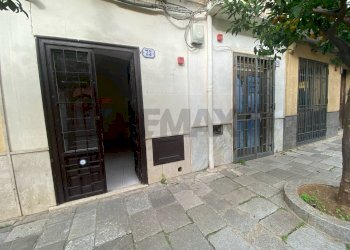 Edificio all\'aperto - Locale Commerciale corso Umberto
 
73/75, Carini - foto 2