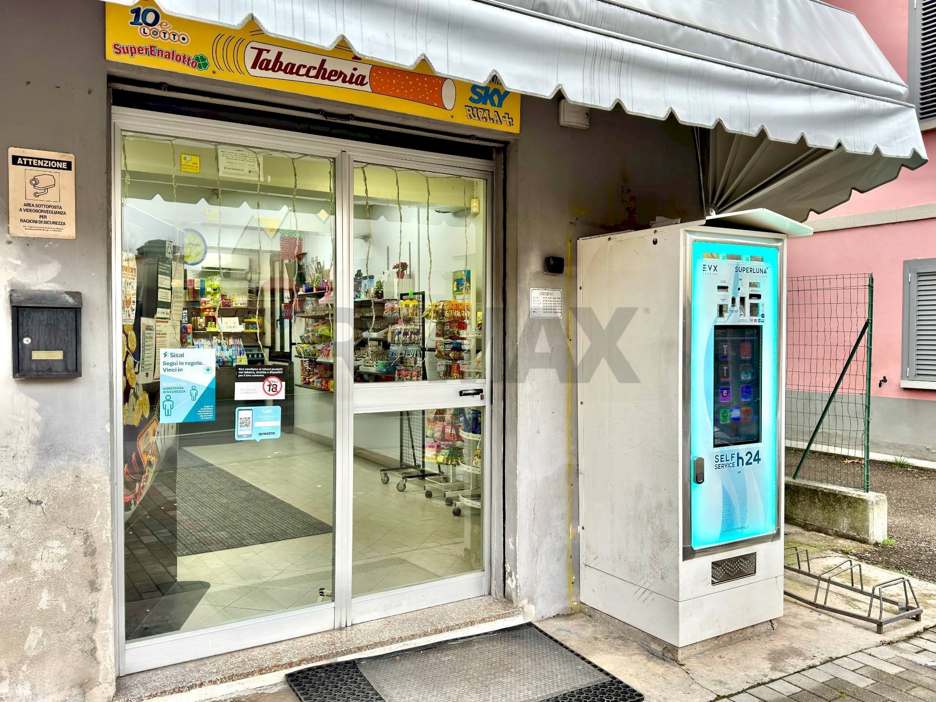 Non correlato - Attività Commerciale Via Bligny
 
16, Reggio nell'Emilia - foto 1