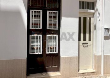 Edificio all\'aperto - Independent house VIA GIAN BATTISTA VICO
 
42-44, Alcamo - photo 3