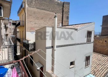 Edificio all\'aperto - Independent house VIA GIAN BATTISTA VICO
 
42-44, Alcamo - photo 22