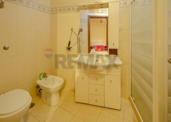 Bagno - Trilocale Vico I Martino Marinosci/Via Vittorini
 
17, Martina Franca - foto 10