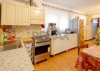 Cucina - Trilocale Vico I Martino Marinosci/Via Vittorini
 
17, Martina Franca - foto 4