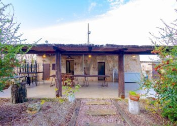 Casa all\'aperto - Villa Via Alberobello/Strada San Giovanni, Martina Franca - foto 1