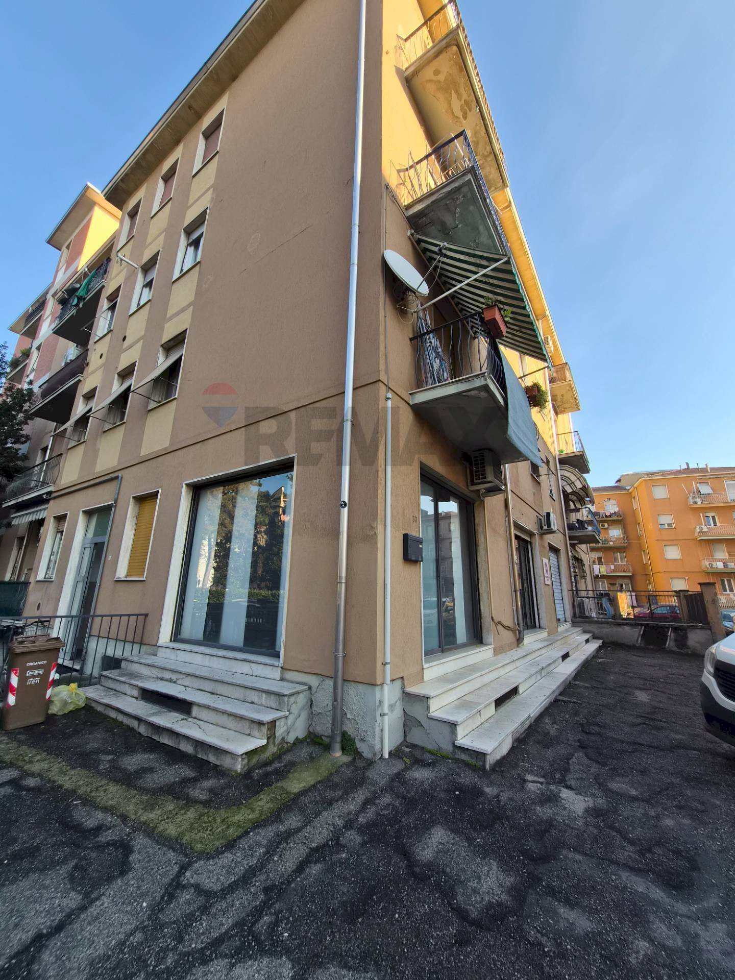 Edificio all\'aperto - Ufficio via jacchia
 
33, Parma - foto 1