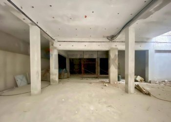 Open space - Locale Commerciale Via Scano
 
28, Cagliari - foto 4