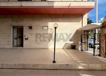 Edificio all\'aperto - Locale Commerciale Via Scano
 
28, Cagliari - foto 10