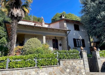 Foto 1 - Villa VIA VILLAGGIO BENEDETTI
 
35, Chitignano - photo 1