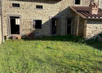 Foto 1 - Casa semi indipendente SAN MARTINO IN TREMOLETO
 
36, Poppi - foto 1