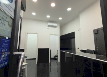 Foto 3 - Attività Commerciale Via Antonio Scialoia
33, Napoli - foto 3