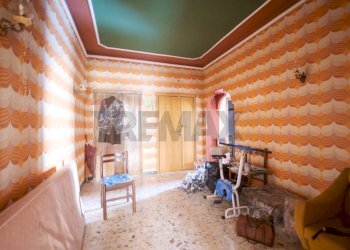 Stanza vuota - Trilocale Via Marcantonio Colonna
 
5, Lanuvio - foto 18