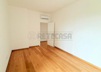 WhatsApp Image 2025-12-20 at 13.11.31(32).jpeg - Casa semi indipendente Viale S. Agostino, Vicenza - foto 8