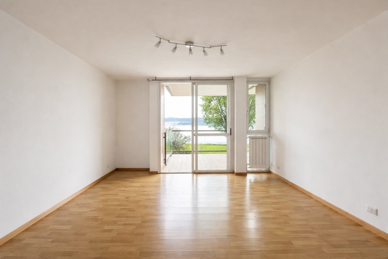 1109740D-4B6F-4E24-BD23-F13E165E8E14.jpg - Trilocale Via Cristoforo Colombo 1, Dormelletto - foto 2