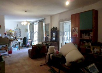 magazzino (2).jpg - Villa Cadeberta, Castellaro - foto 12