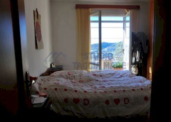 camera primo piano (2).jpg - Villa Cadeberta, Castellaro - foto 14