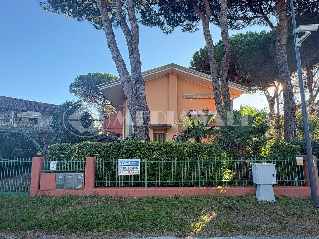 BR-279-RV_8.jpg - Quadrilocale Corso dei Continenti 153, frazione Lignano Pineta, Lignano Sabbiadoro - foto 1