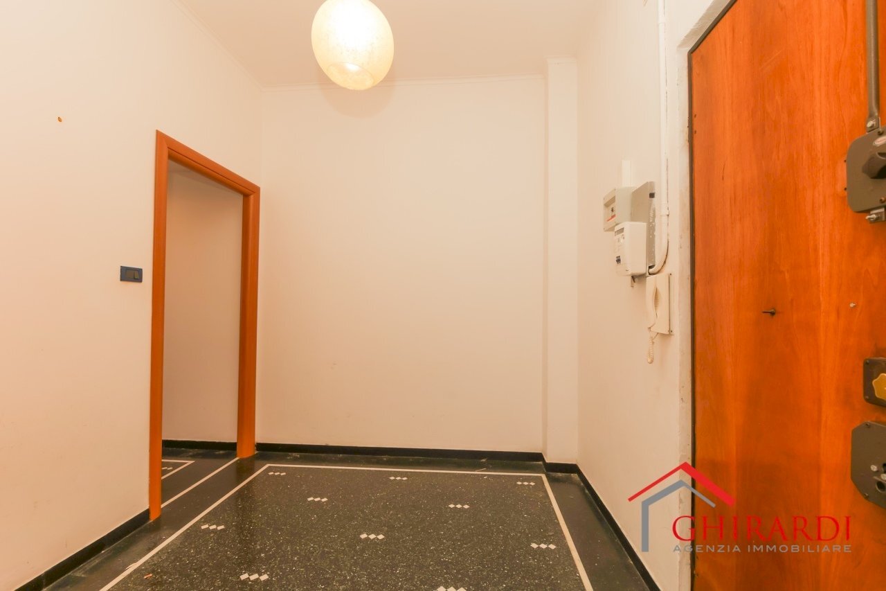 1.2 INGRESSO.jpg - Appartamento VIA MOLFINO 7, Genova (zona Sestri Ponente) - foto 3