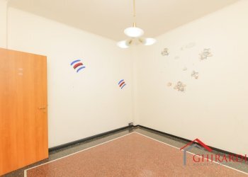 5.1 CAMERA 1.jpg - Appartamento VIA MOLFINO 7, Genova (zona Sestri Ponente) - foto 16