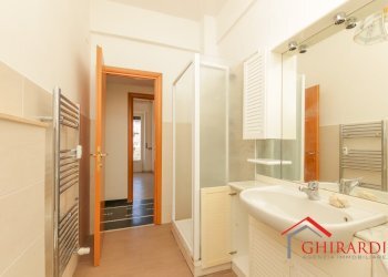 6.2 BAGNO.jpg - Appartamento VIA MOLFINO 7, Genova (zona Sestri Ponente) - foto 20