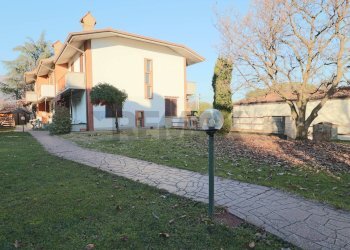 Villa a Schiera via vittorio emanuele, 11 
 Ambivere, Ambivere - foto 42