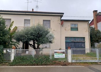 Semi-detached house Via godo vecchia, Russi - photo 1