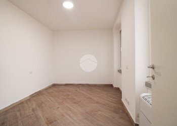 Two-room apartment Via Achille Grandi, Cormano - photo 6