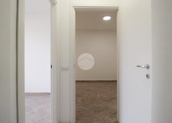 Three-room apartment Via Achille Grandi, Cormano - photo 6