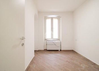 Three-room apartment Via Achille Grandi, Cormano - photo 7