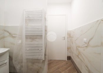 Three-room apartment Via Achille Grandi, Cormano - photo 14