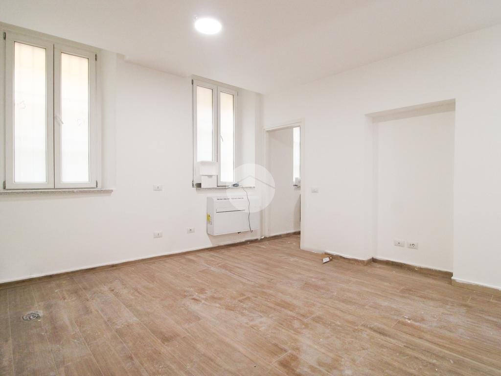 Two-room apartment Via Achille Grandi, Cormano - photo 2