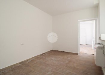 Two-room apartment Via Achille Grandi, Cormano - photo 9