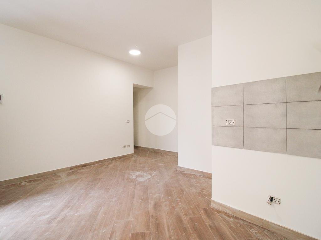 Three-room apartment Via Achille Grandi, Cormano - photo 3