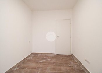 Three-room apartment Via Achille Grandi, Cormano - photo 7
