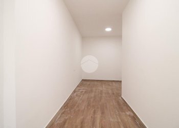 Three-room apartment Via Achille Grandi, Cormano - photo 12