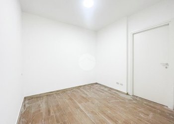 Three-room apartment Via Achille Grandi, Cormano - photo 15