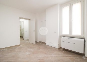 Two-room apartment Via Achille Grandi, Cormano - photo 5
