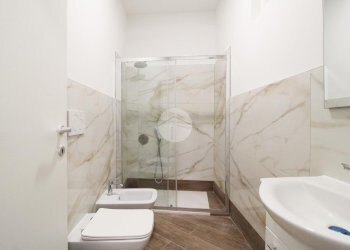 Two-room apartment Via Achille Grandi, Cormano - photo 8